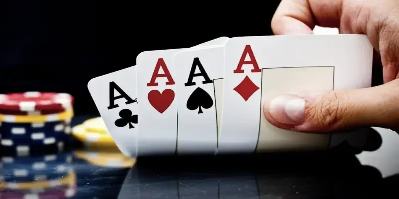 Poker Texas Holdem đẳng cấp quốc tế kiếm tiền tỷ